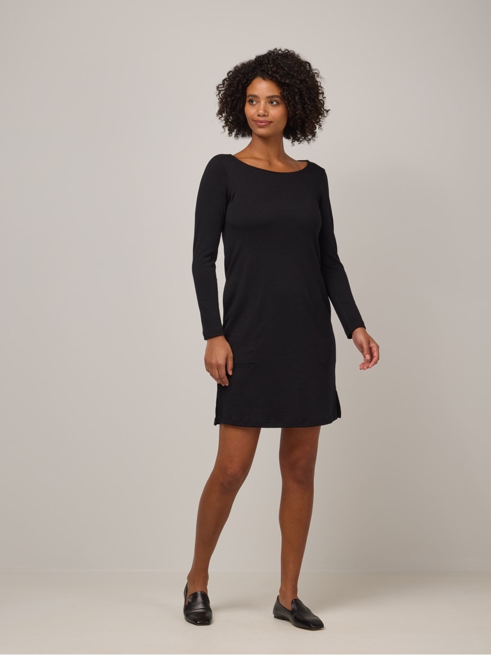 Wool& Margo Long Sleeve Shift Dress XS Black Merino Wool Classic Travel Pockets
